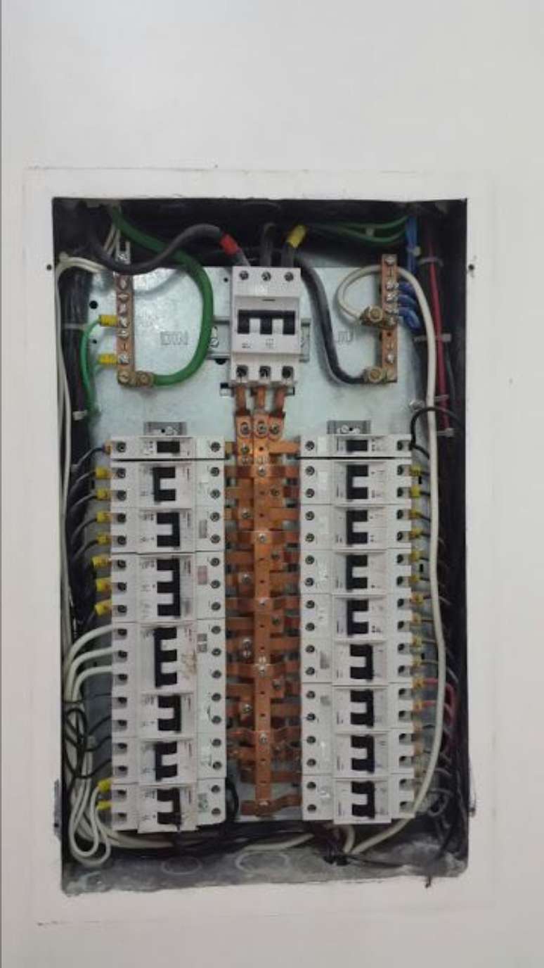 25. A instala&ccedil;&atilde;o el&eacute;trica deve objetivar tamb&eacute;m a economia. Foto: Dicas do Gilson Eletricista