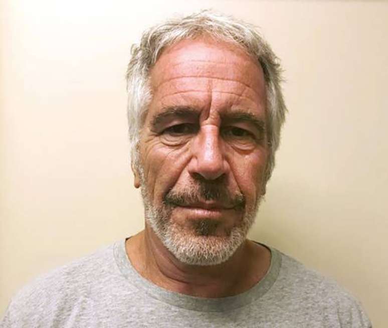 Milionário Jeffrey Epstein é encontrado morto na prisão