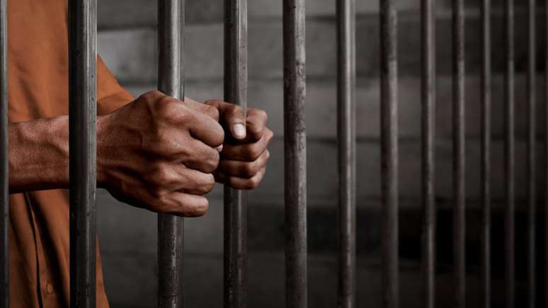 'A agress&atilde;o &eacute; um comportamento humano normal: devemos ter cuidado apenas para controlar a raiva ou a frustra&ccedil;&atilde;o para que possamos minimizar o dano o m&aacute;ximo poss&iacute;vel'