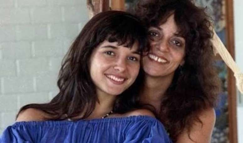 Glória Perez ao lado da filha, Daniella Perez