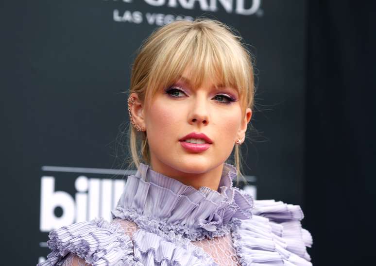 A cantora Taylor Swift em tapete vermelho de premiação em Las Vegas, nos EUA
01/05/2019
REUTERS/Steve Marcus