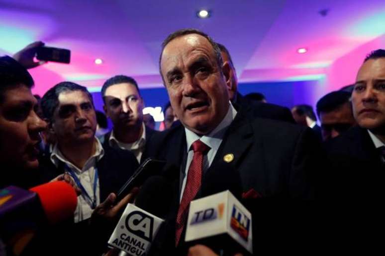 Conservador Giammattei é eleito presidente da Guatemala
