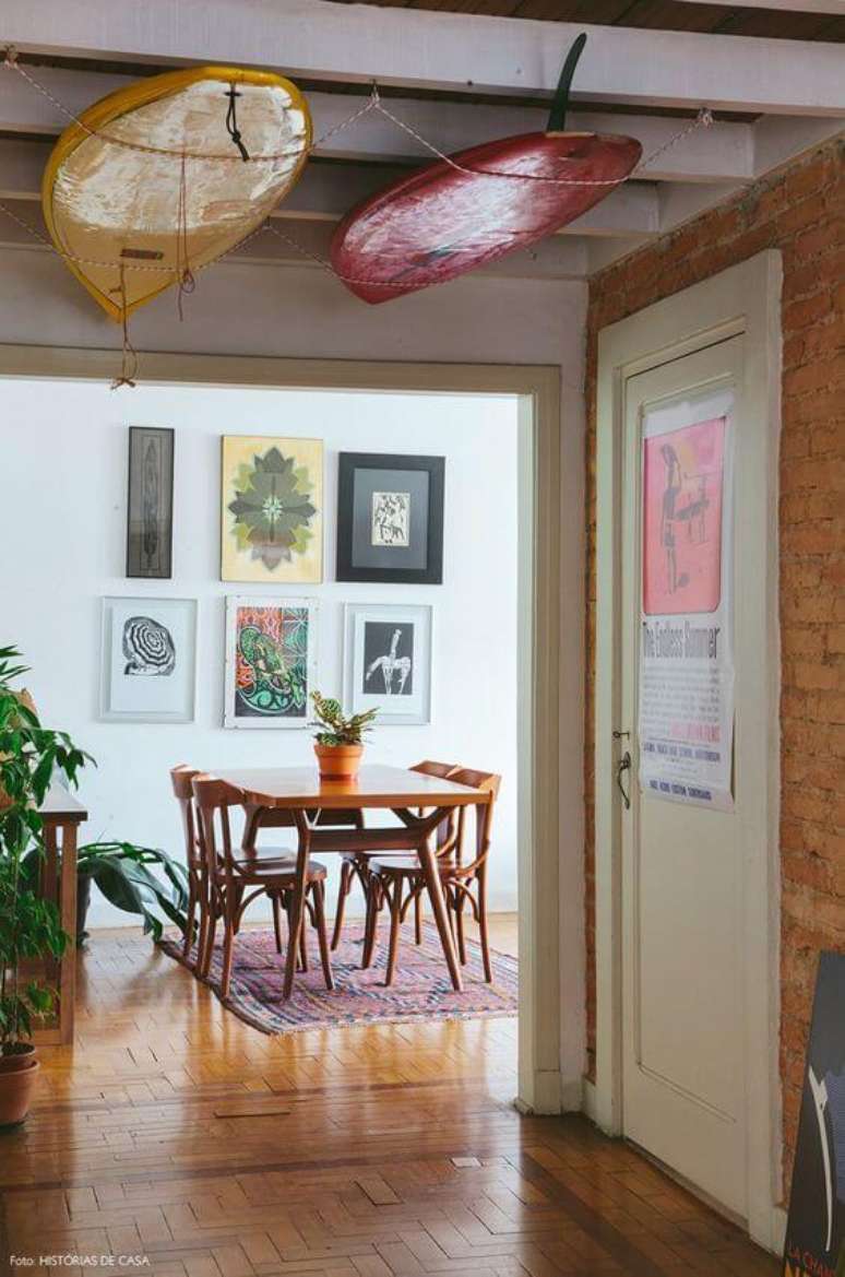 38. O sinteco &eacute; muito utilizado em ambientes comerciais. Foto: Hist&oacute;rias de Casa