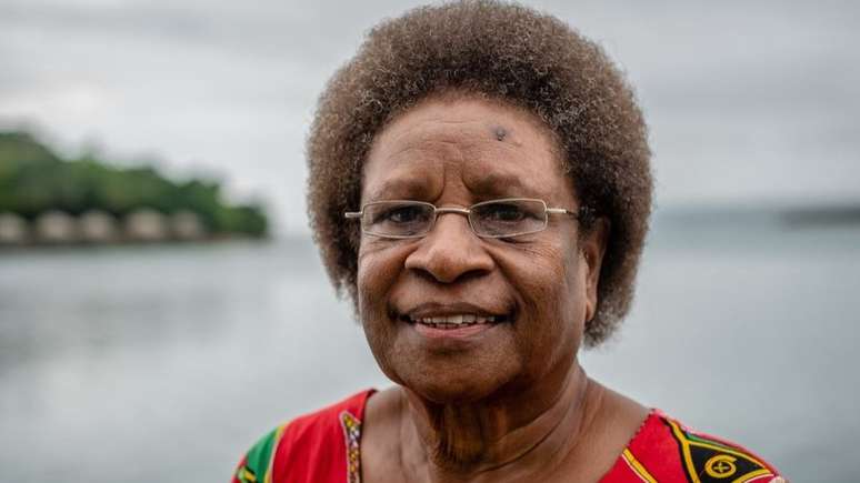 'Os homens decidem tudo em Vanuatu', diz Hilda Lini