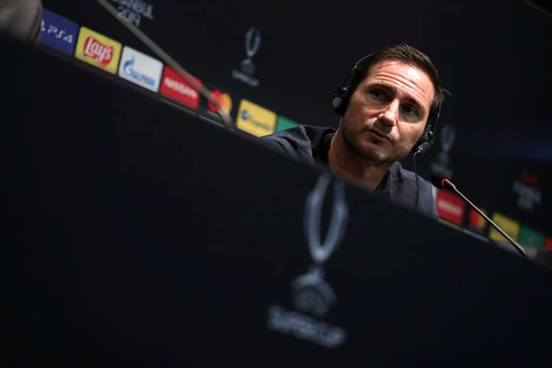 O técnico do Chelsea, Frank Lampard, durante coletiva de imprensa em Istambul, na Turquia
13/08/2019
UEFA/Pool via REUTERS
