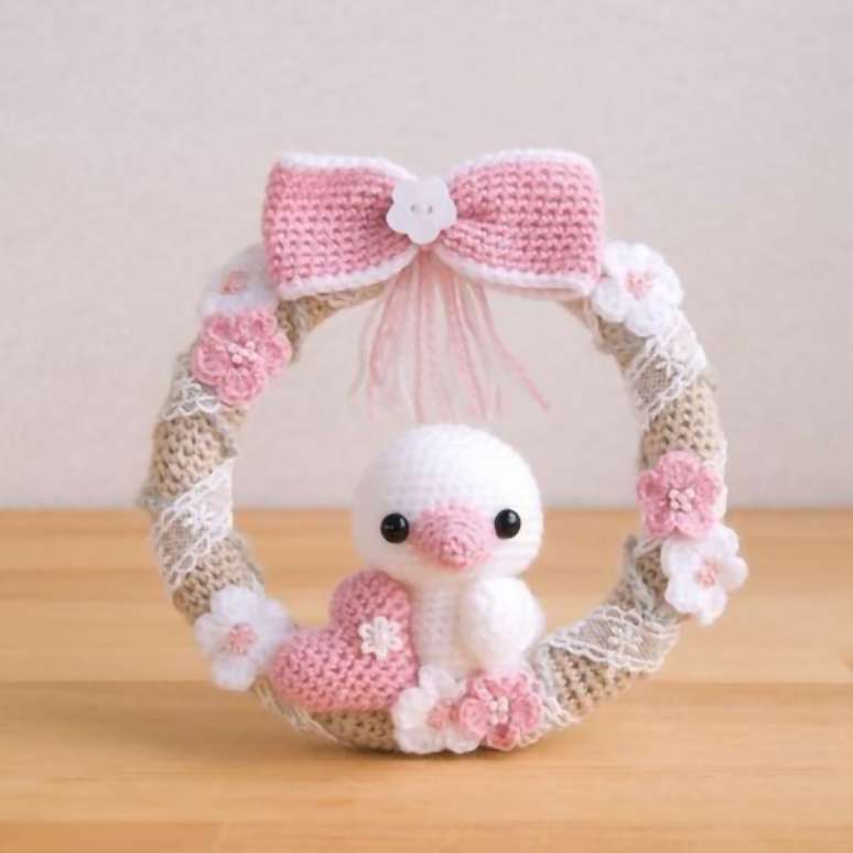 2. Decoração de guirlanda feita com amigurumi. Fonte: Pinterest