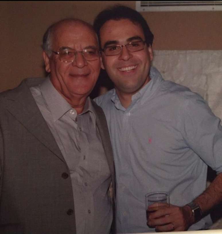 Ca&ccedil;ula dos tr&ecirc;s filhos do casal, Saint-Clair Diniz herdara o nome do pai