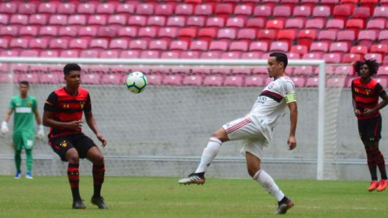 Flamengo chegou a 26 pontos no Brasileiro Sub-20 (Foto: Anderson Stevens / Sport)