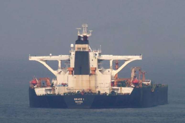 Gibraltar libera petroleiro do Irã apreendido desde julho
