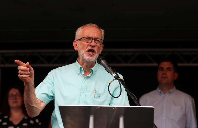 Líder do Partido Trabalhista britânico, Jeremy Corbyn, discursa em Londres
25/07/2019 REUTERS/Simon Dawson 