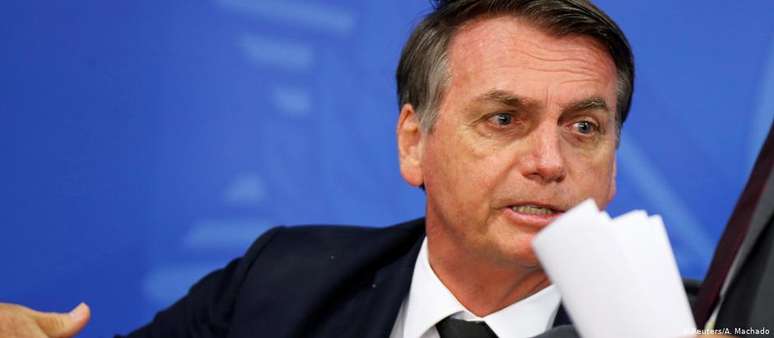 "Lá tá precisando muito mais do que aqui", diz Bolsonaro sobre dinheiro da Alemanha