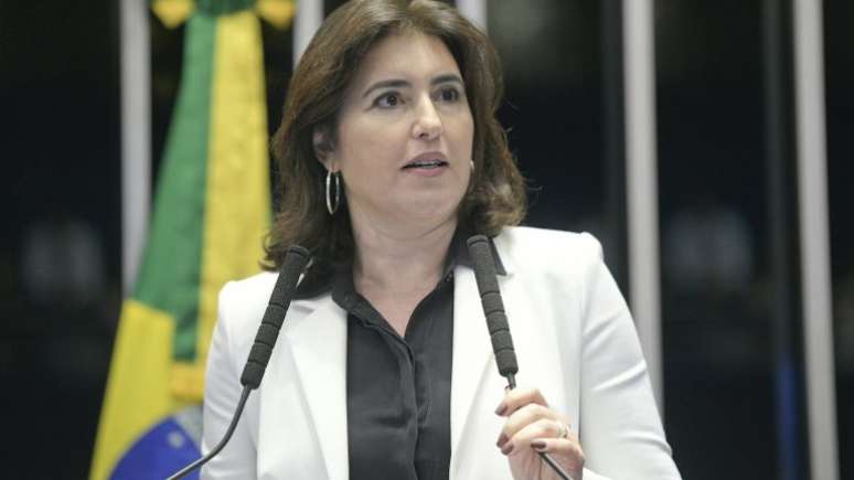 Senadora Simone Tebet, do MDB, detona nepotismo praticado por Bolsonaro em indicação do filho para o consulado dos EUA