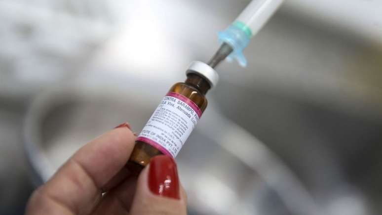 Vacina continuará disponível em postos de saúde, mesmo com o fim da campanha nacional, diz Ministério da Saúde