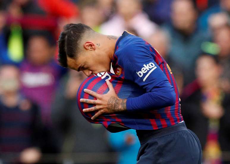 Philippe Coutinho comemora gol Camp Nou, Barcelona  REUTERS/Albert Gea