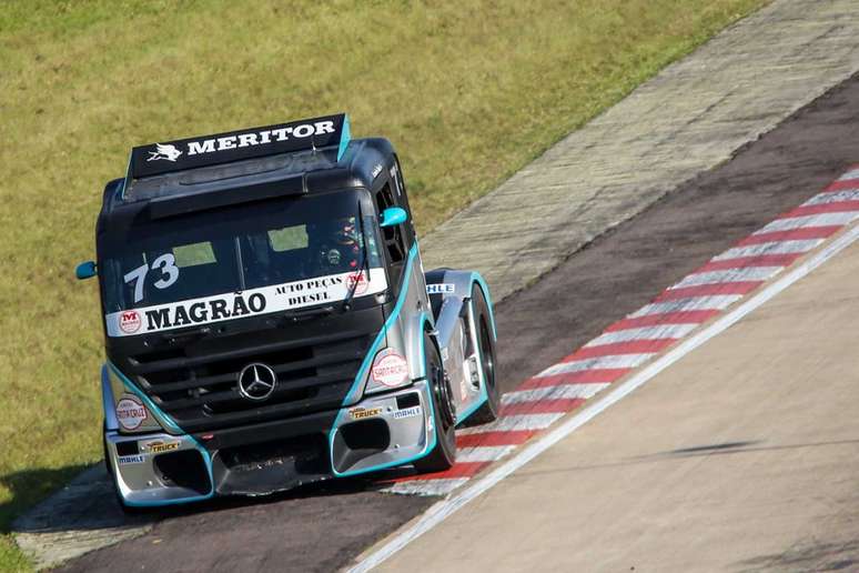 Totti dita as regras no primeiro dia de treinos da Copa Truck em Santa Cruz do Sul