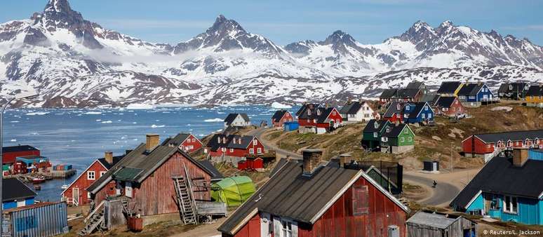 Cidade de Tasiilaq, no leste da Groenlândia: território autônomo da Dinamarca tem 58 mil habitantes