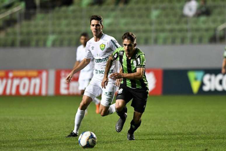 Neto Berola fez bom jogo e foi um dos autores dos gols americanos- (Mourão Panda/América-MG)