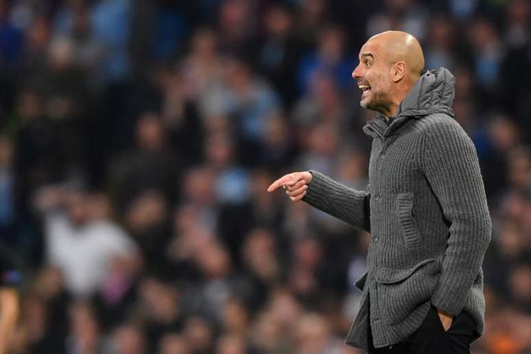 Guardiola discutiu com Agüero (Foto: AFP)