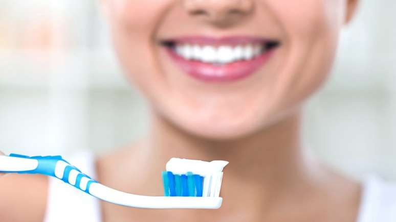 "Muitas pessoas na idade adulta parecem não ter técnicas adequadas para escovar os dentes"