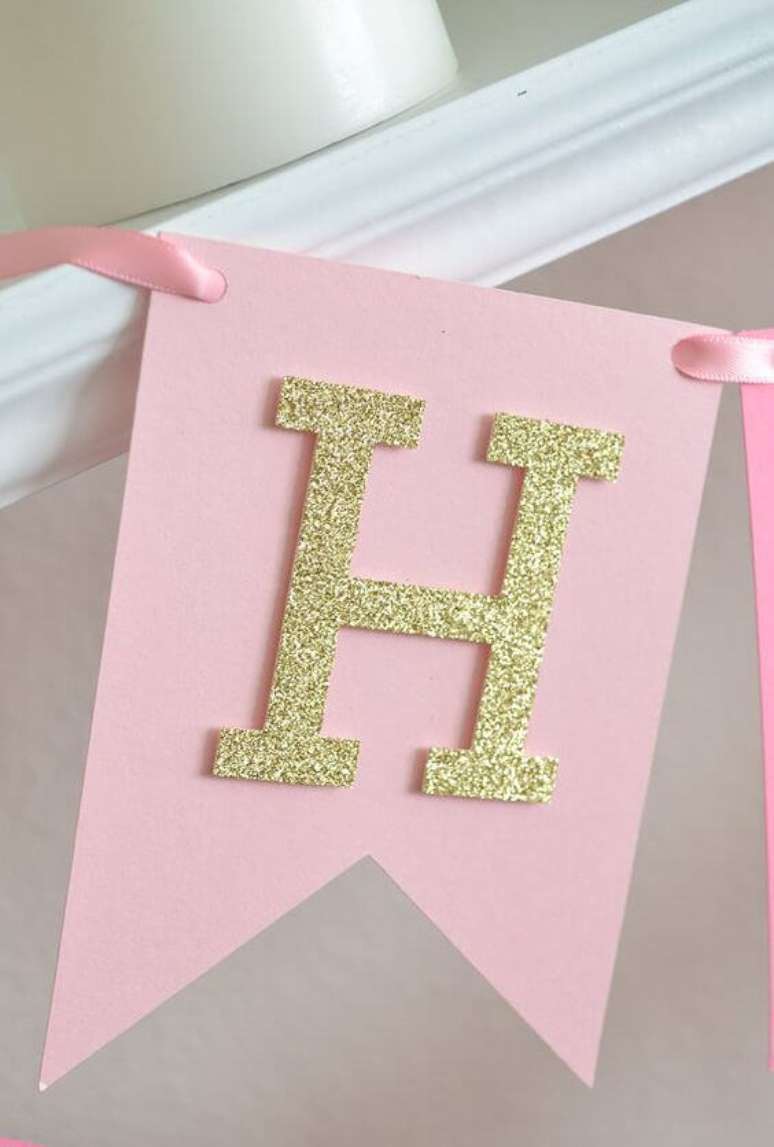 40. Os moldes de letras são lindas opções para decorar sua festa de aniversário – Por: Pinterest