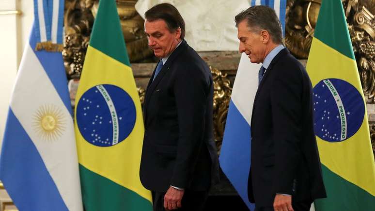 A tensão política na Argentina afetou juros, inflação e o dólar lá. Mas quais os efeitos disso para o Brasil?