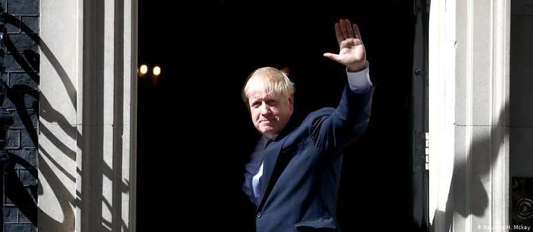 Boris Johnson tem esperanças de dobrar Merkel, especulam especialistas