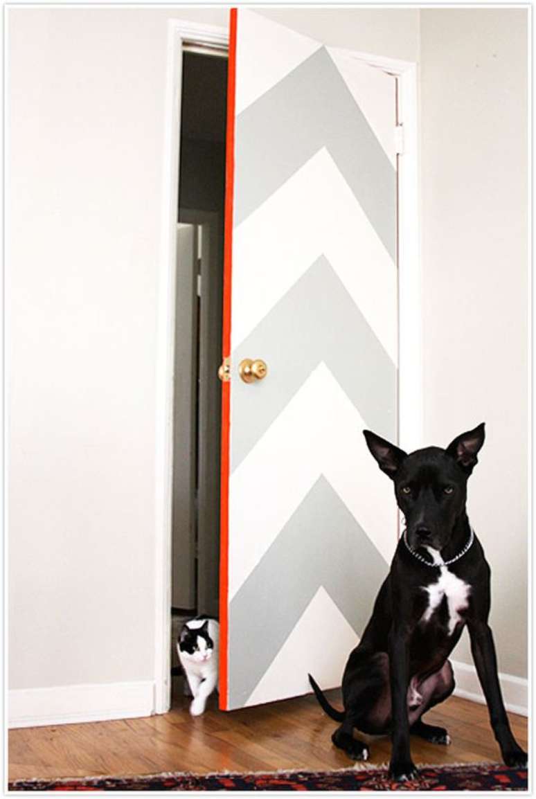 32. O adesivo de porta pode trabalhar com padrões. Foto: BuzzFeed