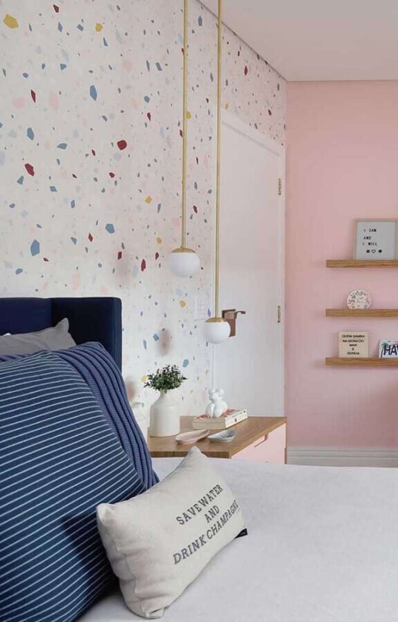 10. Alguns modelos de lumin&aacute;ria pendente para quarto s&atilde;o super charmosos e se destacam na decora&ccedil;&atilde;o &ndash; Foto: Webcomunica