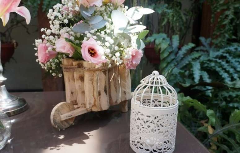 46. Gaiolas decorativas para casamento de dia. Fonte: Pinterest