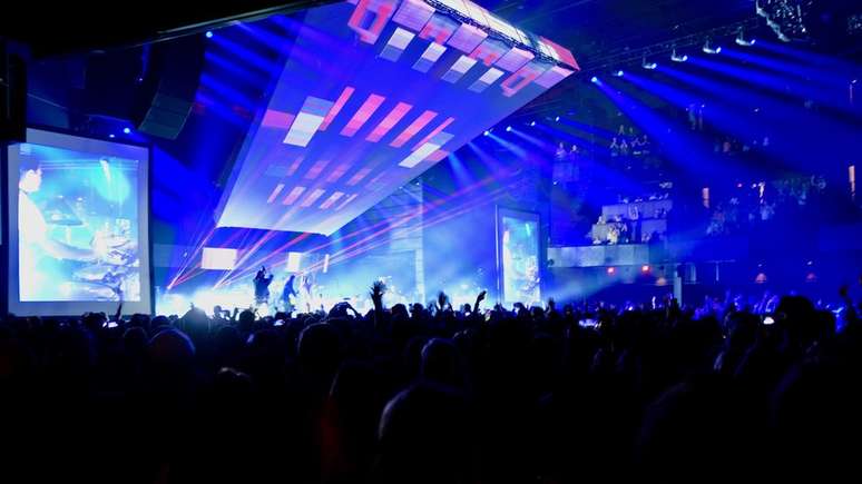 Hillsong United lotou uma tradicional casa de shows em Washington