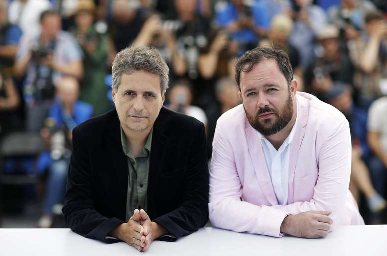 Kleber Mendonça Filho e Juliano Dornelles durante o Festival de Cinema de Cannes, na França