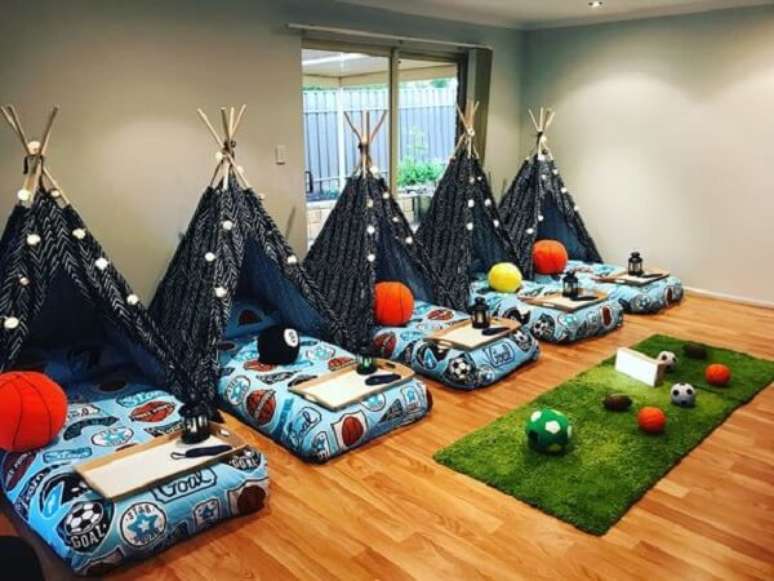 18. Cabaninha infantil para festa de anivers&aacute;rio de menino. Fonte: Pinterest