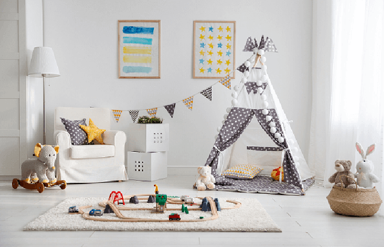 52. Cabaninha infantil Teepee complementa a decora&ccedil;&atilde;o do quarto. Fonte: MMartan