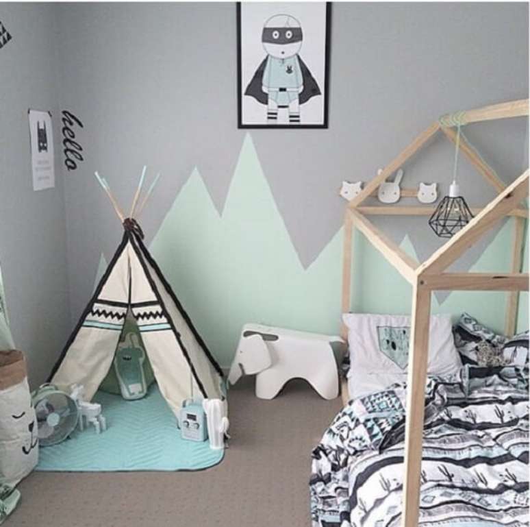 50. Quarto montessoriano com cabaninha infantil. Fonte: Casa & Ambiente Beb&ecirc;