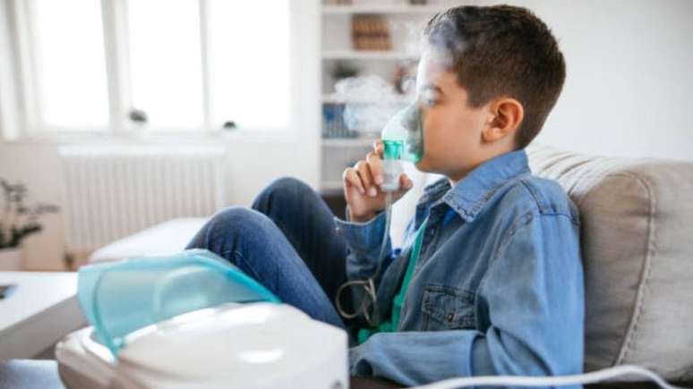 Crianças e idosos são os que mais sentem os efeitos da fumaça