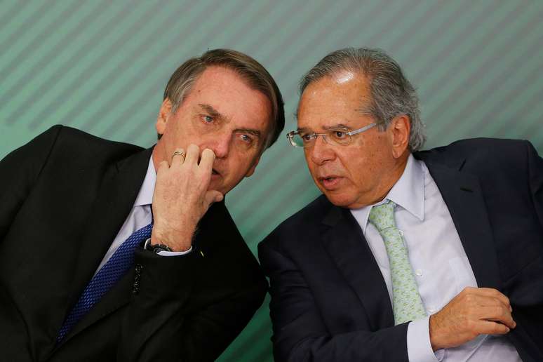 Presidente Jair Bolsonaro e ministro da Economia, Paulo Guedes
08/04/2019
REUTERS/Adriano Machado