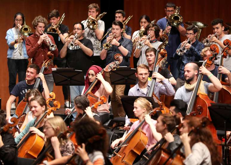 Orquestra Jovem Palestina se apresenta na Holanda
15/08/2019
REUTERS/Eva Plevier
