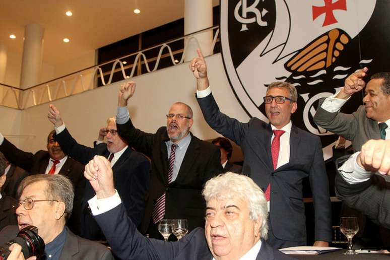 Ex-aliados, Monteiro e Campello seguem importantes na política do Vasco (Foto: Paulo Fernandes/Vasco.com.br)