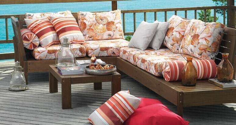 13. Tecido para sofá impermeável para área externa. Fonte: Pinterest