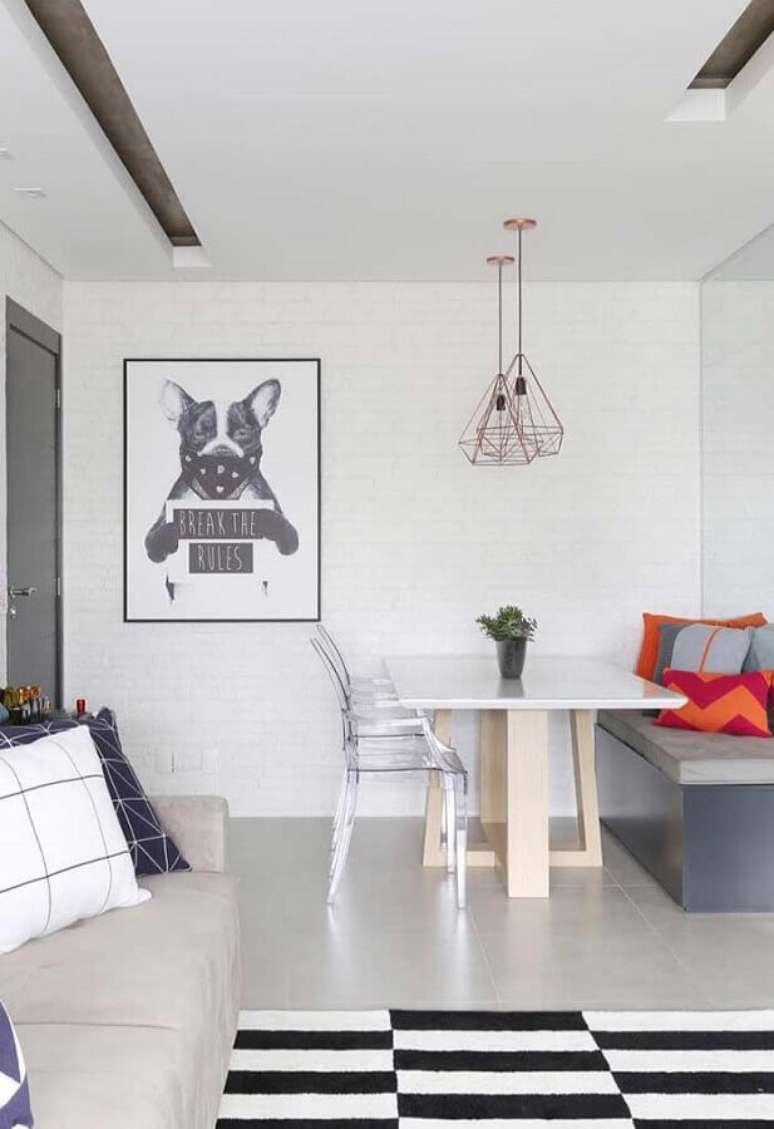 62. Quadros decorativos para sala de jantar integrada com sala de estar – Foto: Pinterest