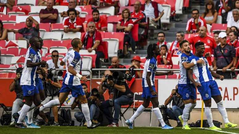 Zé Luís e Marega marcaram para o Porto (PATRICIA DE MELO MOREIRA / AFP)