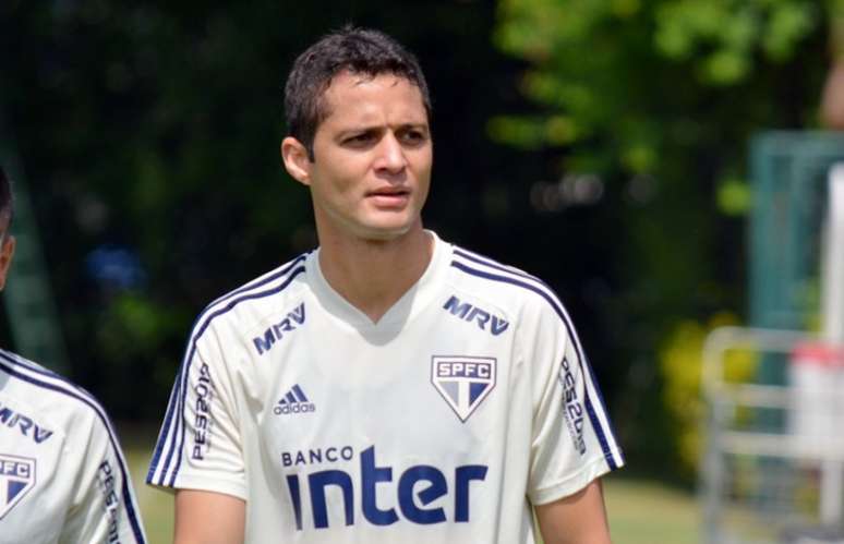 Anderson Martins falou na zona mista sobre as vaias dos vascaínos (Foto: Rubens Chiri/saopaulofc.net)