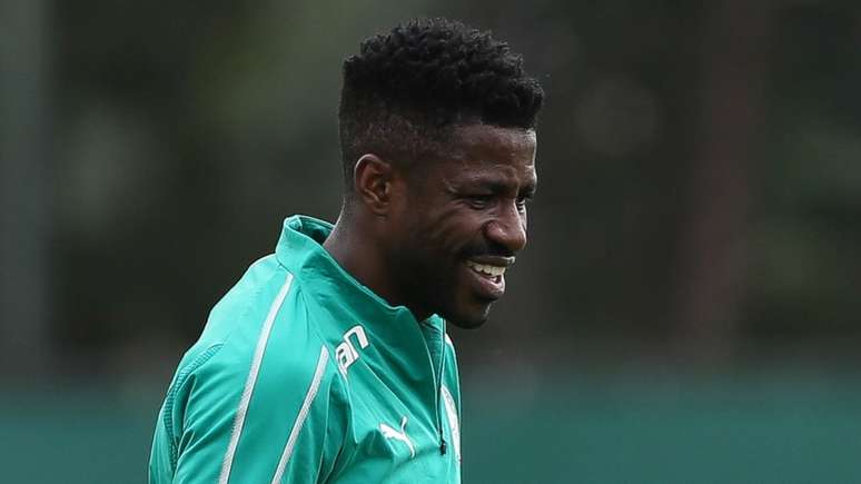 Após ficar fora sexta e sábado, Ramires voltou a treinar na Academia (Crédito: Cesar Greco/Divulgação/Ag. Palmeiras)