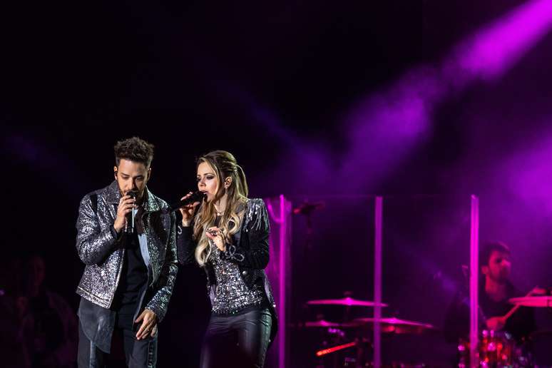  A dupla Sandy e Junior realiza o primeiro show em São Paulo da turnê Nossa História, no Allianz Parque, na zona oeste da capital paulista, neste sábado, 24.