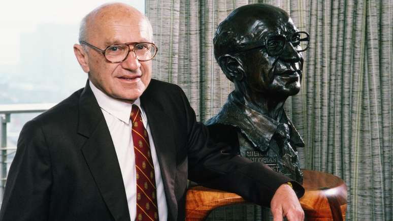 O economista Milton Friedman dizia que 'a responsabilidade social da empresa est&aacute; em gerar lucro'