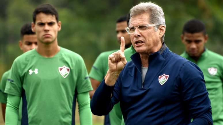 No domingo, Oswaldo de Oliveira comandou o primeiro treinamento no Tricolor (Foto: Daniel Perpetuo/Fluminense)