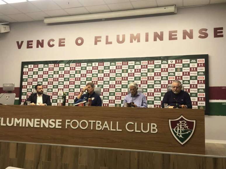 Oswaldo foi apresentado no Fluminense (Foto: Luiza Sá)