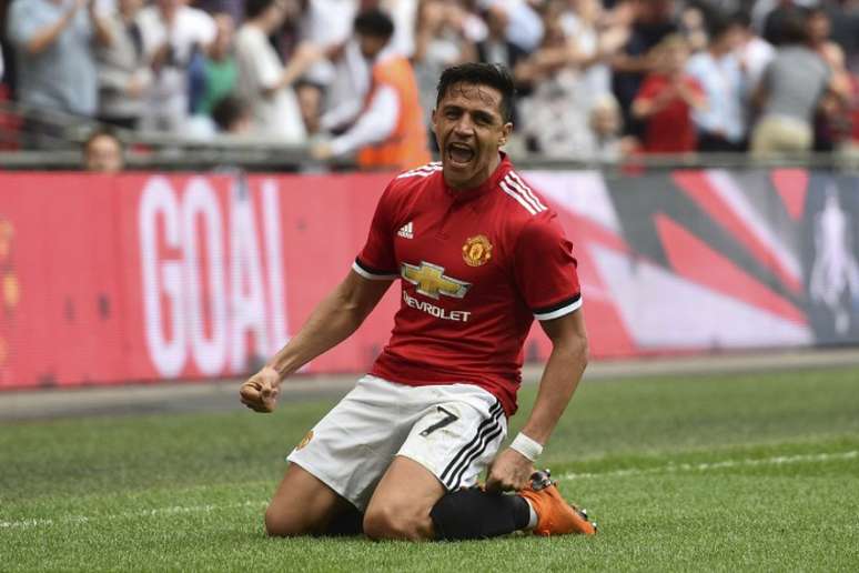 Sanchez em campo pelo United (Foto: AFP)