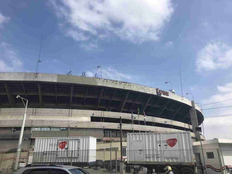 Letreiro do Morumbi já foi quase todo retirado para reforma - Foto: Fellipe Lucena