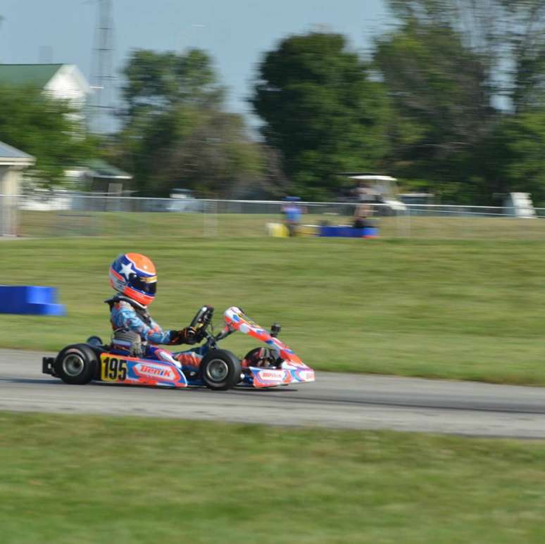 Enzo Vidmontiene disputa etapa final do SSKC para garantir título no kart americano em Ocala